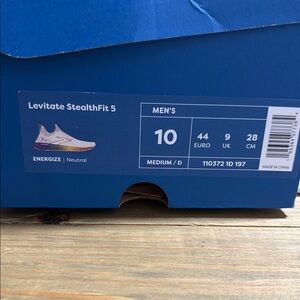 Brooks Levitate StealthFit 5 Men's Shoes - Pride Month White and Rainbow